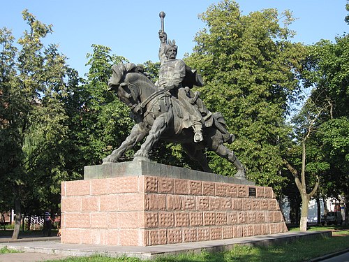 Пам’ятник Богдану Хмельницькому у Хмельницькому